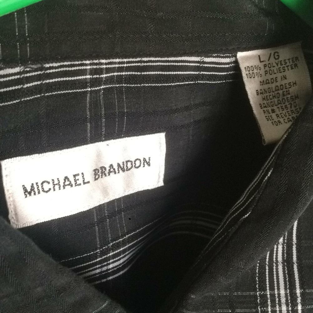 Short sleeve Michael Brandon dress shirt